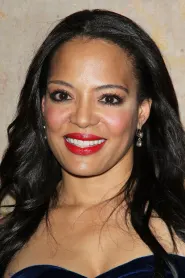 Luna Lauren Vélez